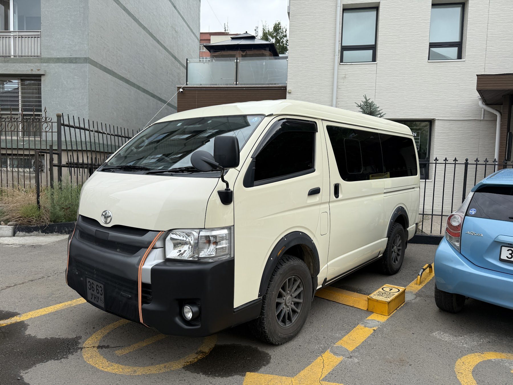 Minivan, Toyota HiAce or Hyundai Staria